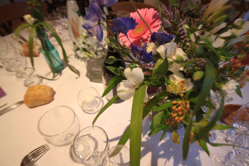 Logis Hotel Restaurant Le Domaine De L'Eau Vive Largentière Екстериор снимка