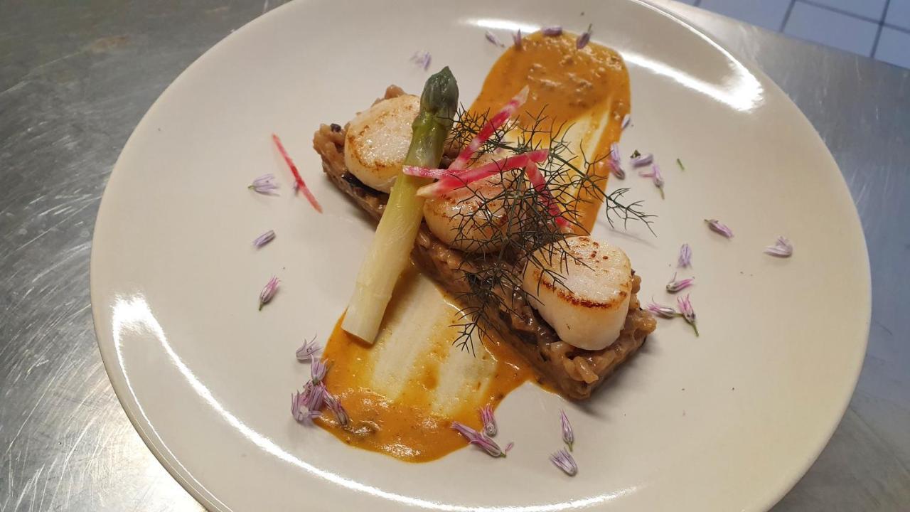 Logis Hotel Restaurant Le Domaine De L'Eau Vive Largentière Екстериор снимка
