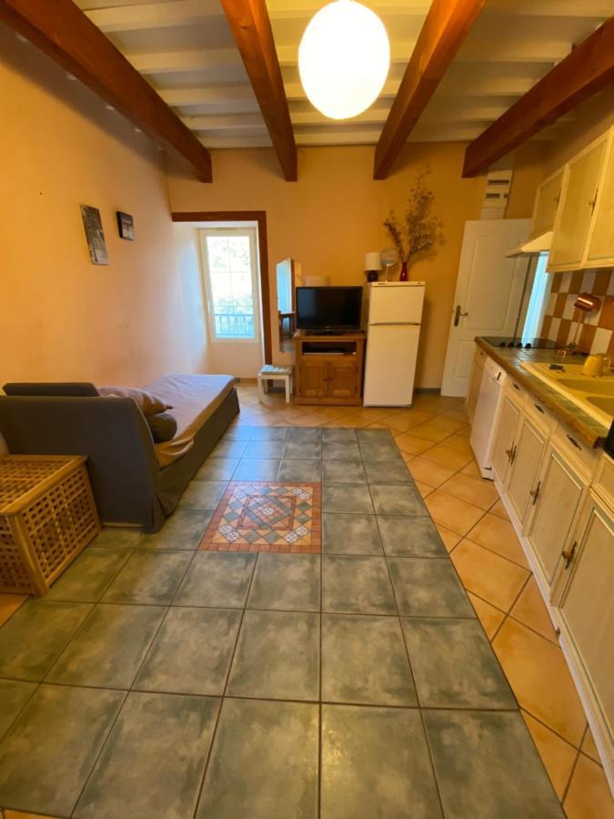 Logis Hotel Restaurant Le Domaine De L'Eau Vive Largentière Екстериор снимка