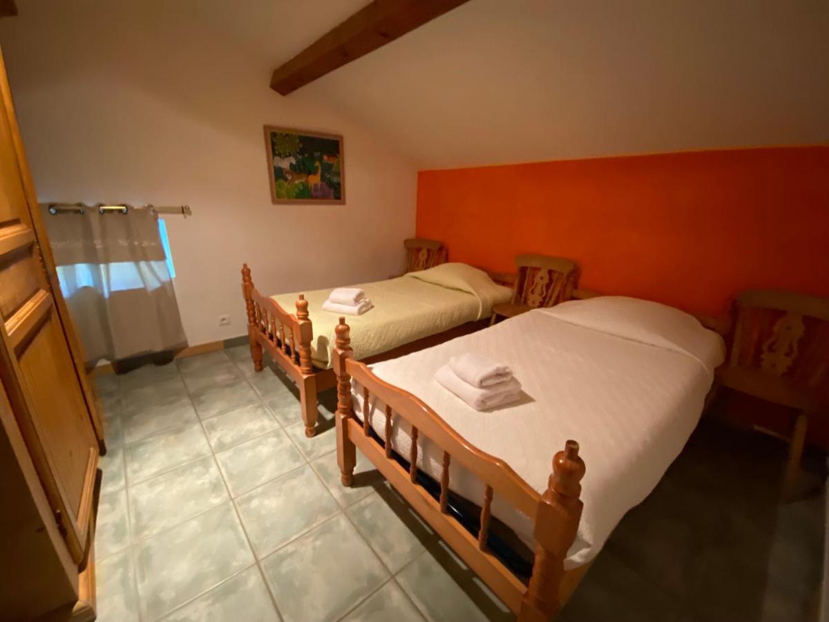 Logis Hotel Restaurant Le Domaine De L'Eau Vive Largentière Екстериор снимка