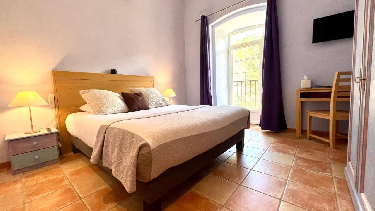 Logis Hotel Restaurant Le Domaine De L'Eau Vive Largentière Екстериор снимка