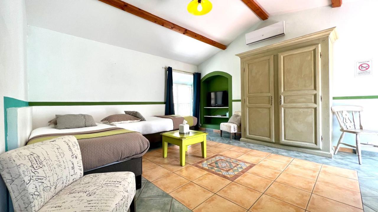 Logis Hotel Restaurant Le Domaine De L'Eau Vive Largentière Екстериор снимка