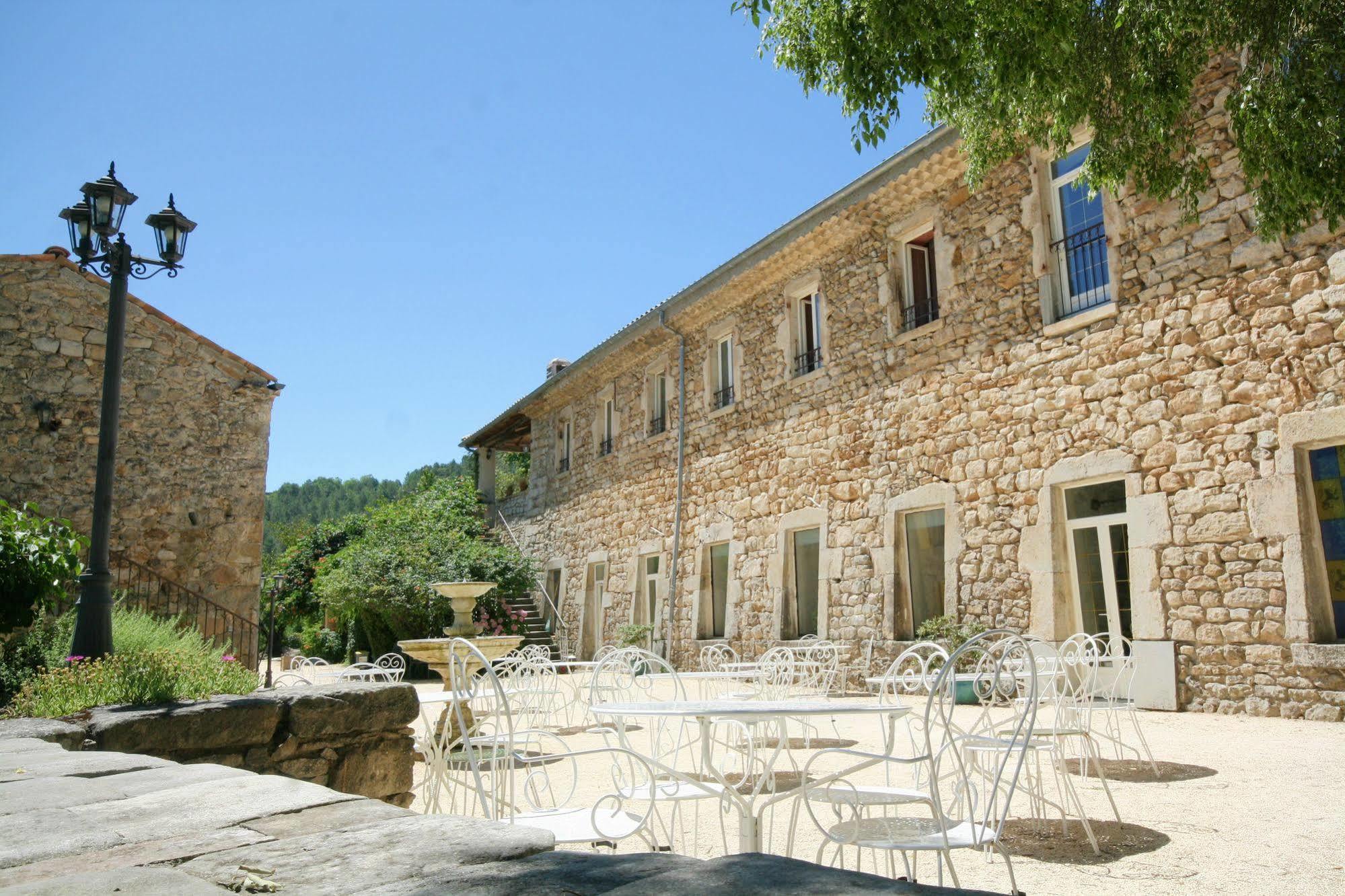 Logis Hotel Restaurant Le Domaine De L'Eau Vive Largentière Екстериор снимка