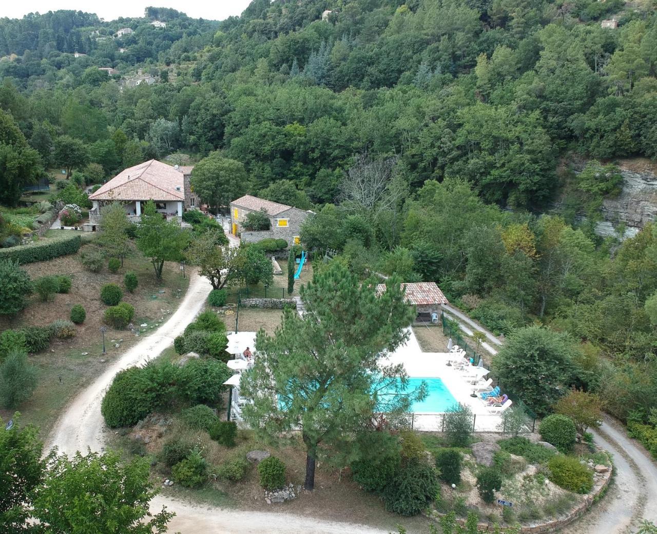 Logis Hotel Restaurant Le Domaine De L'Eau Vive Largentière Екстериор снимка
